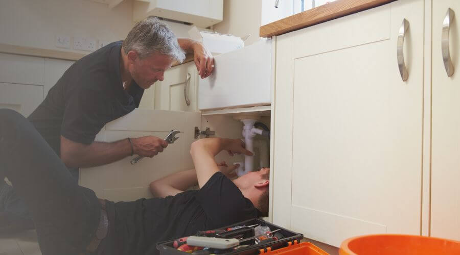 Professional burst pipe repair services in Nutrioso, AZ